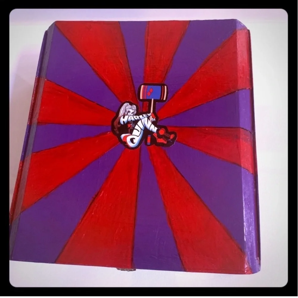 New Harley Quinn Red Purple Hand Painted Jewelry Cigar Box
